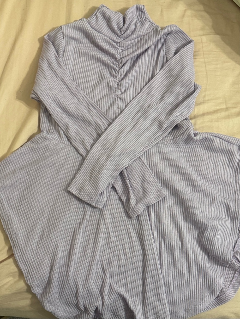 2 Ribbed shirts